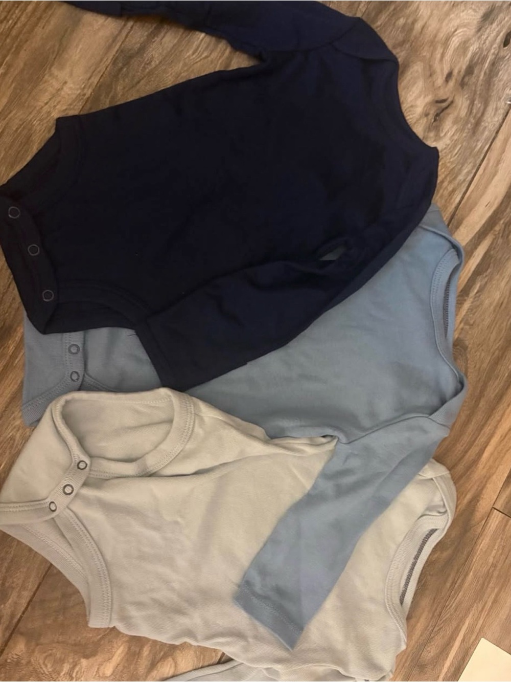HUGE LOT OF NEW BORN- 12 months!